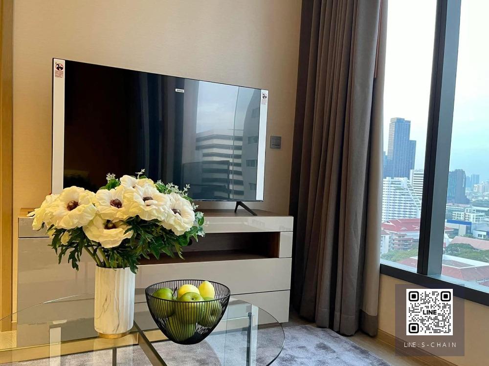 FOR RENT>> The ESSE Asoke>> ชั้น 17 ตกแต่งหรูหรา เพดานสูง 3 เมตร  มีอ่างอาบน้ำ เดินทางสะดวก ใกล้ MRT สถานี เพชรบุรี 📍BTS สถานี อโศก   #LV-MO1344