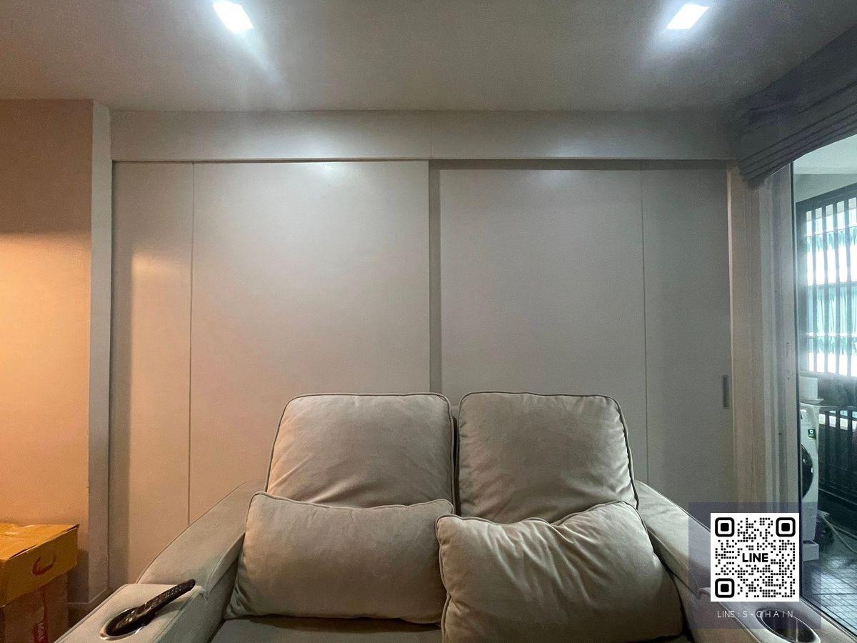 FOR RENT>> Tree Condo Ekkamai Sukhumvit 40>> ชั้น 3 ขนาด 40 ตรม. ทิศตะวันตกไม่ร้อน  มีที่บังแสงภายตกแต่งภายนอก เฟอร์นิเจอร์และเครื่องใช้ไฟฟ้าครบครัน  ใกล้ BTS เอกมัย #LV-MO1888