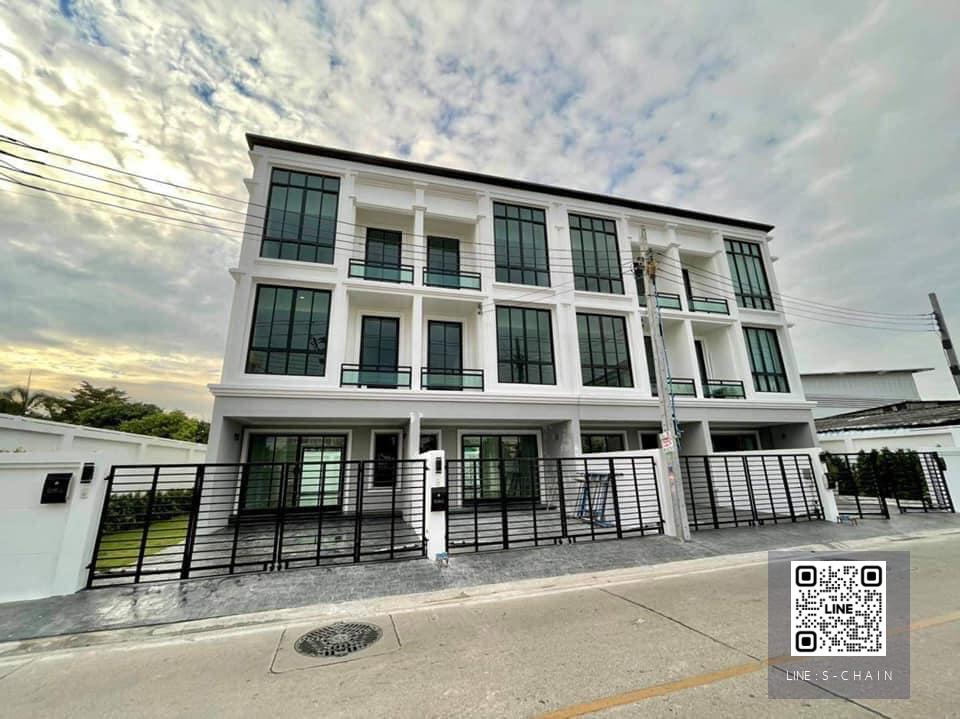 TOWN HOME FOR RENT>> ทาวน์โฮม 3 ชั้น สุขุมวิท 107 > ใกล้ BTS แบริ่ง ใกล้ทางด่วน เดินทางสะดวก #MO-1493