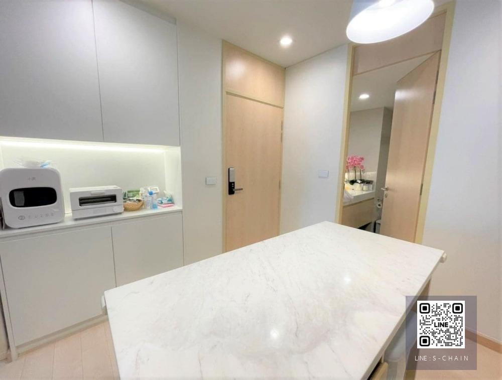CONDO SALE <Silom Suite Sathon12> ห้องมุม!! ใกล้  BTS เซ็นต์หลุยส์ #LVA015