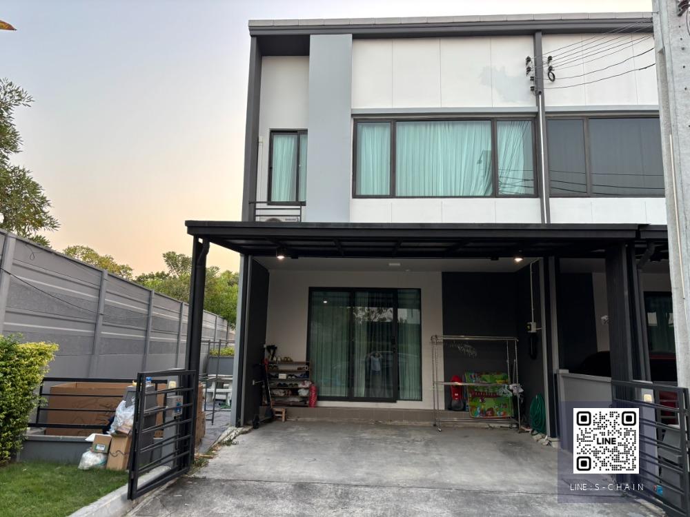 🏡🌺TOWNHOME FOR RENT>> Pleno Bangna - Wongwaen>>   ทาวน์โฮม 2 ชั้นหลังมุม 28.2 ตร.วา (มีพื้นที่ข้างบ้าน) ต่อเติมด้านหลังบ้านเป็นครัว 3 ห้องนอน ติดถนนใหญ่ และทางด่วน บางนา-ตราด  #LV-MO1268