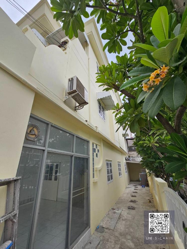 🌳🏬For rent ✦ทาวน์โฮม ลาดพร้าววังหิน ซ.โชคชัย4 ✦💥 3 ชั้น 4 ห้องนอน 3 ห้องน้ำ รีโนเวทพร้อมเข้าอยู่💥   #HF966