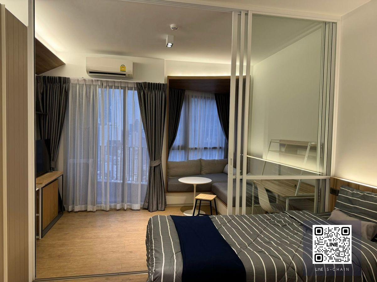 FOR RENT>> Triple Y Residence Samyan Midtown>> ชั้น 26 ทิศใต้ ลมดี แดดไม่ร้อน  เดินทางสะดวก มีสถานีรถไฟใต้ดินเชื่อมต่อถึงในตึก ใกล้ ม.จุฬาลงกรณ์ MRTสามย่าน เฟอร์นิเจอร์ครบ #LV-MO1728