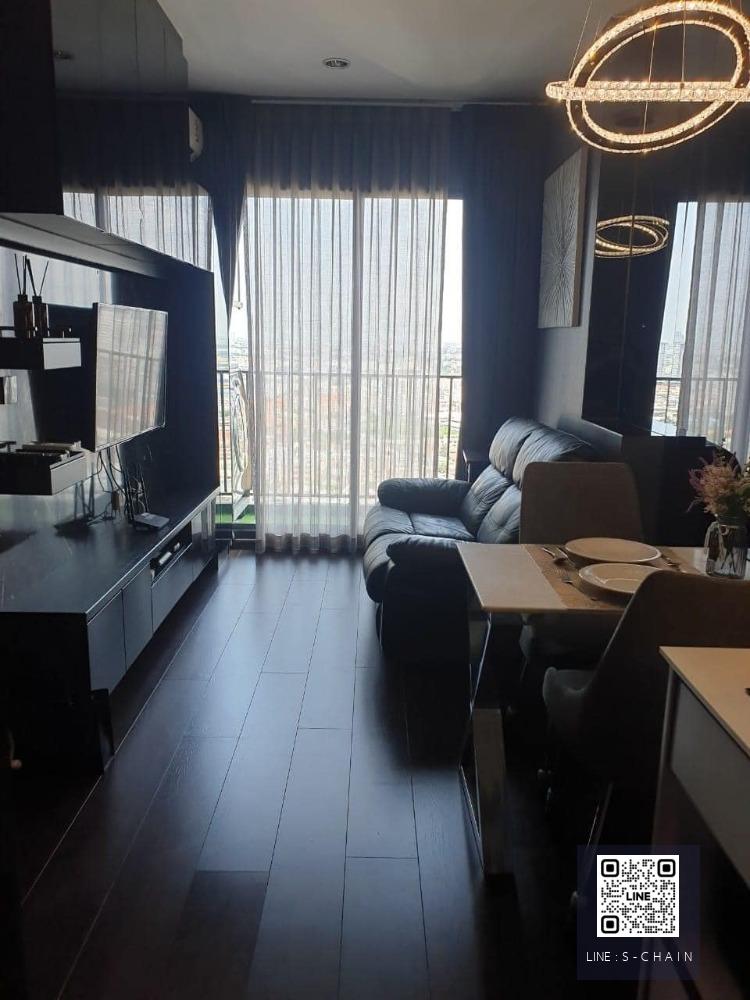 🎉FOR RENT>> C Ekkamai>> ชั้น 28 ห้องทิศตะวันออก เฟอร์นิเจอร์ตกแต่งครบ สวย ปูพื้นห้องใหม่ ใกล้ BTS เอกมัย #LV-MO887