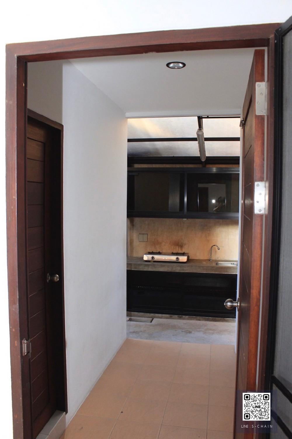 💥🏢 Home Office ให้เช่า💥ขนาดพื้นที่ 270 ตร.ม.  3 ชั้น4 ห้องนอน 3 ห้องน้ำทำเลใจกลางเมือง #Mo-393