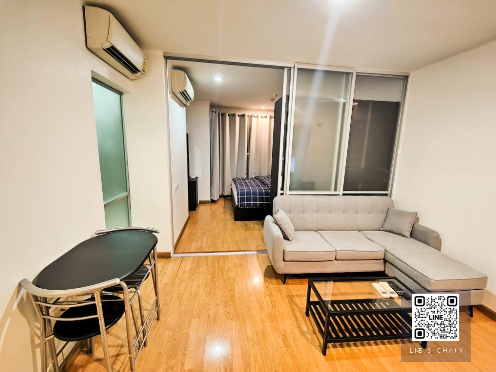 FOR FRENT>> U Delight @Jatujak Station>> ชั้น 24 ห้องมุม วิวสระว่ายน้ำ ห้องทาสีพร้อมเฟอร์นิเจอร์ใหม่  ใกล้ BTS หมอชิต #LV-M093