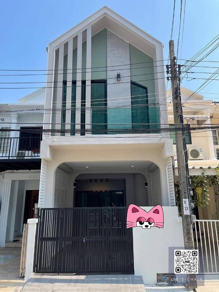 HOME SALE>> หมู่บ้านพรประดิษฐ์ สุขุมวิท 50>> ทาวน์เฮ้าส์ 2 ชั้น ใกล้ BTS อ่อนนุช ตกแต่งสวย #LV-MO016