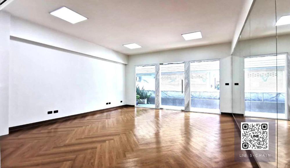 HOME OFFICE FOR RENT>> Park Avenue เอกมัย > ติดถนนเอกมัย ใกล้ BTS เอกมัย 280 ตร.ม. 5 ชั้น #MO-1530