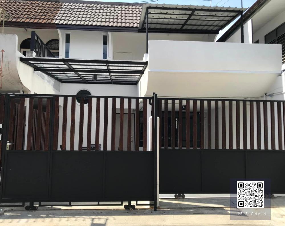 TOWN HOUSE FOR RENT>> The White Stag >> ทาวน์เฮ้าส์ 2 ชั้น ใกล้ BTS หมอชิต เลี้ยงสัตว์ได้ #MO-2616