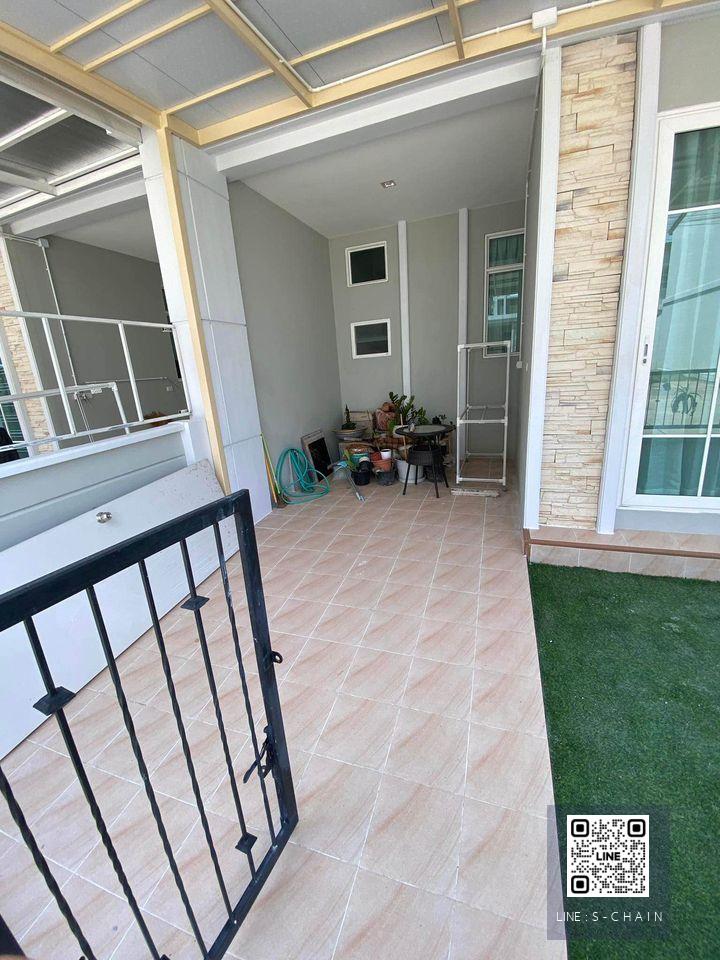 TOWN HOME FOR RENT>> หมู่บ้านโกลเด้น ทาวน์ วิภาวดี - รังสิต>> ซอยคลองหลวง 10 ข้างโรงกษาปณ์ เดินทางสะดวก ใกล้ ฟิวเจอร์ ปาร์ค รังสิต #MO-3062
