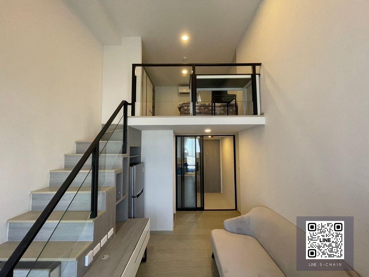 📢🔥FOR RENT>> Origin Plug & Play Ramkhamhaeng Tripple Station>> ห้อง Duplex ชั้น 21 ชั้นบนสุด ใกล้ส่วนกลาง สระว่ายน้ำ Rooftop ห้องโปร่ง เพดานสูง เฟอร์นิเจอร์ครบครัน #LV-MO1582