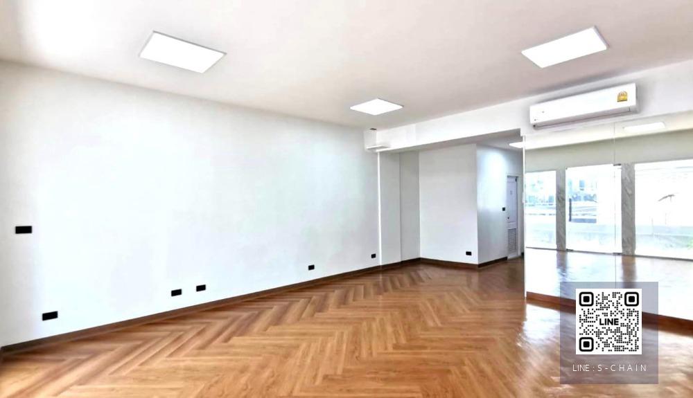 HOME OFFICE FOR RENT>> Park Avenue เอกมัย > ติดถนนเอกมัย ใกล้ BTS เอกมัย 280 ตร.ม. 5 ชั้น #MO-1530
