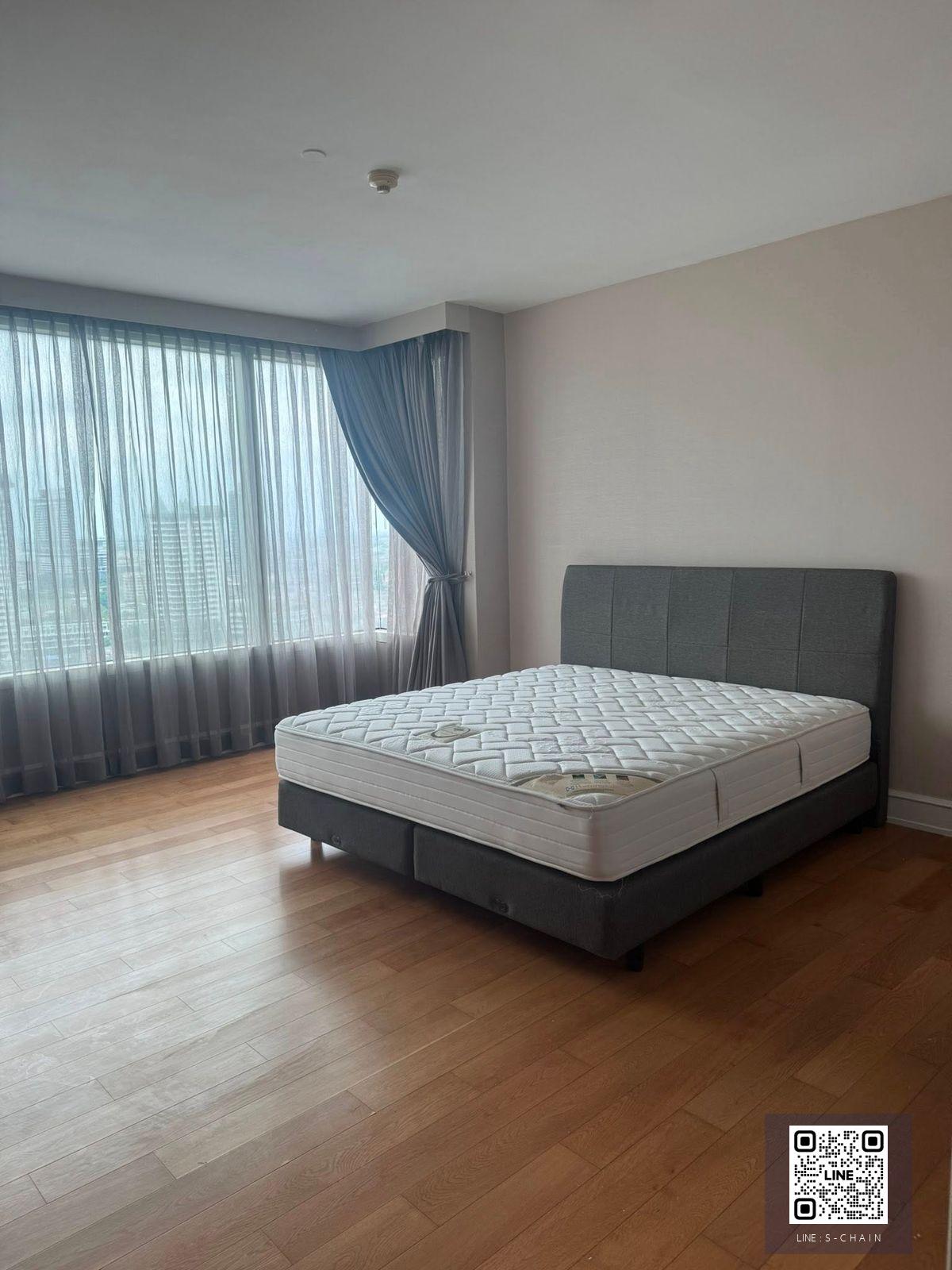 FOR RENT>> Watermark Chaopraya River>> ขนาด 144 ตรม  3 ห้องนอน 4 ห้องน้ำ ชั้น 20 ตึก B วิวแม่น้ำ ใกล้ BTS สะพานตากสิน/กรุงธนบุรี #LV-MO1852