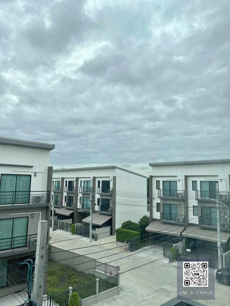 🏠🌟HOME FOR RENT>> บ้านกลางเมืองศรีนครินทร์ - อ่อนนุช ทาวน์โฮม 3 ชั้น 🐶😺Pet Firendly เดินทางสะดวก เงียบสงบ 3 ห้องนอน #LV-MO964