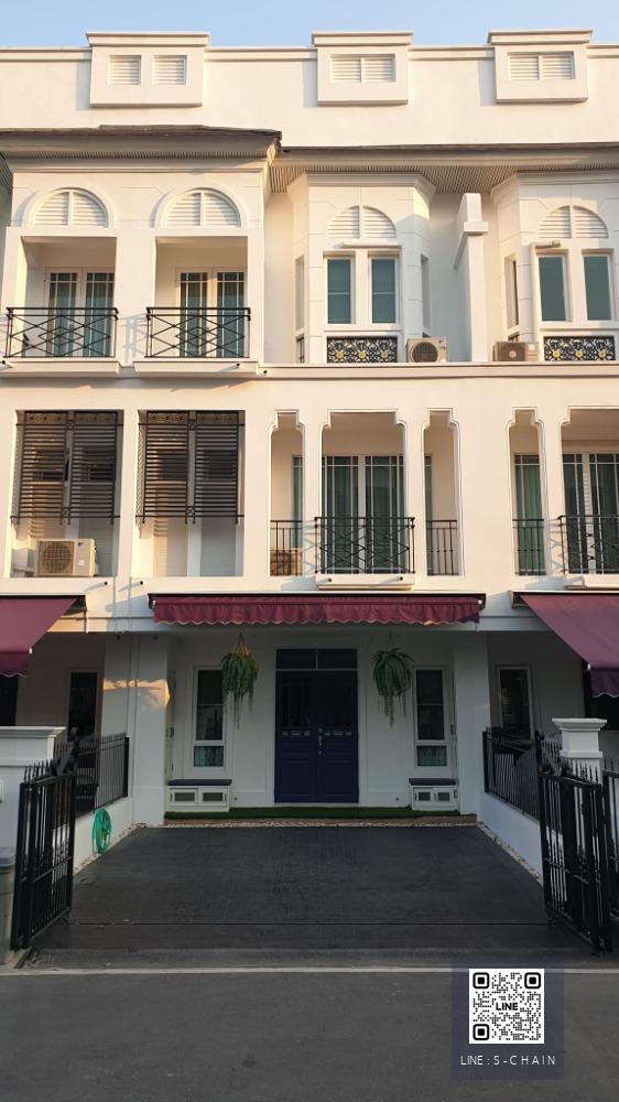 🏙📢TOWN HOME FOR RENT>> ทาวน์โฮมหรู 3 ชั้น หมู่บ้านลีออง สุขุขมวิท 62>> ใกล้ BTS บางจาก ตกแต่งสวย เฟอร์นิเจอร์ครบ 3 ห้องนอน #LV-MO1009