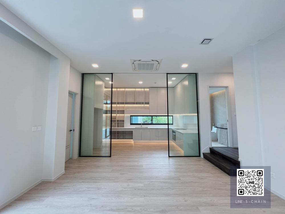 🏡🌳HOME FOR RENT>> Vivw Krungthep Kreetha>> บ้านเดี่ยว 3 ชั้น พร้อมลิฟท์ส่วนตัว (บ้านเปล่าพร้อมยกเฟอนิเจอร์เข้าอยู่ได้เลย )บ้านหันทิศเหนือ ขนาด 81.60 ตร.ว. ใกล้ Wellington College International School #LV-MO634