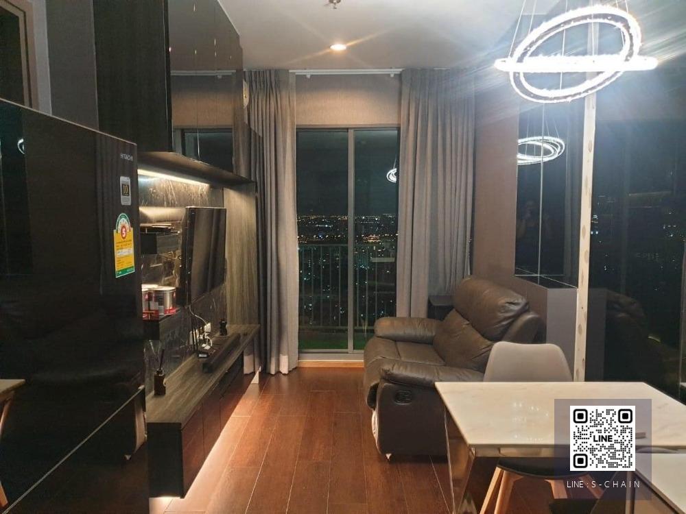 🎉FOR RENT>> C Ekkamai>> ชั้น 28 ห้องทิศตะวันออก เฟอร์นิเจอร์ตกแต่งครบ สวย ปูพื้นห้องใหม่ ใกล้ BTS เอกมัย #LV-MO887