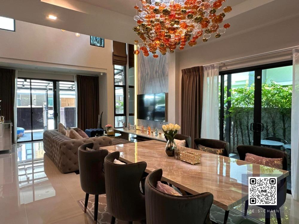 🏘✨HOME FOR RENT>> Supalai Essence Suanluang>> บ้าน  DOUBLE VOLUME บ้านสวย หรู แต่งพร้อมอยู่ พื้นที่ใช้สอย 321 ตรม. ใกล้สวนหลวง ร.9 #LV-MO842